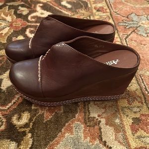 Antelope Wedge Mules